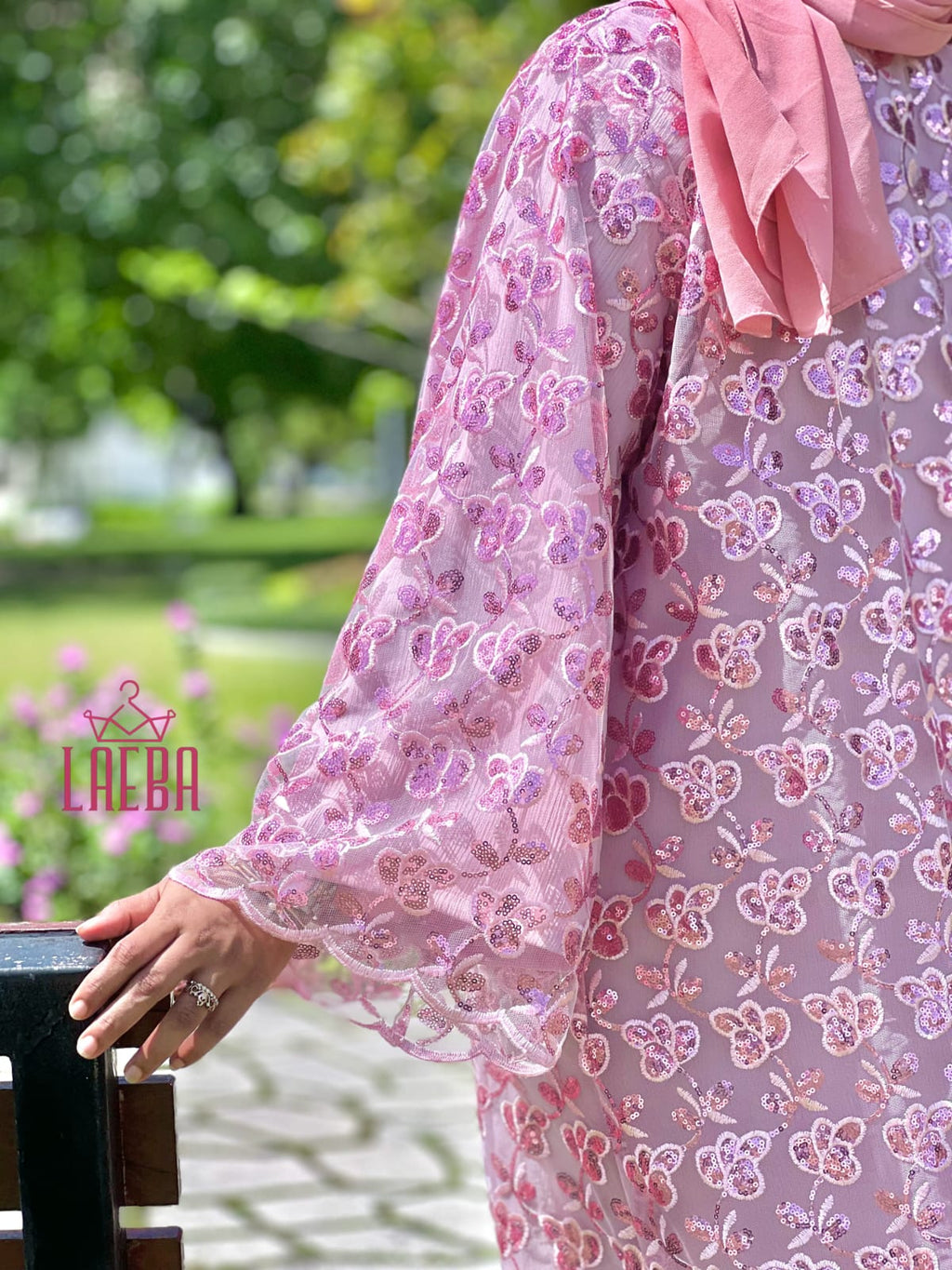 Lace Blossom Abaya (Pink) – Limited Edition