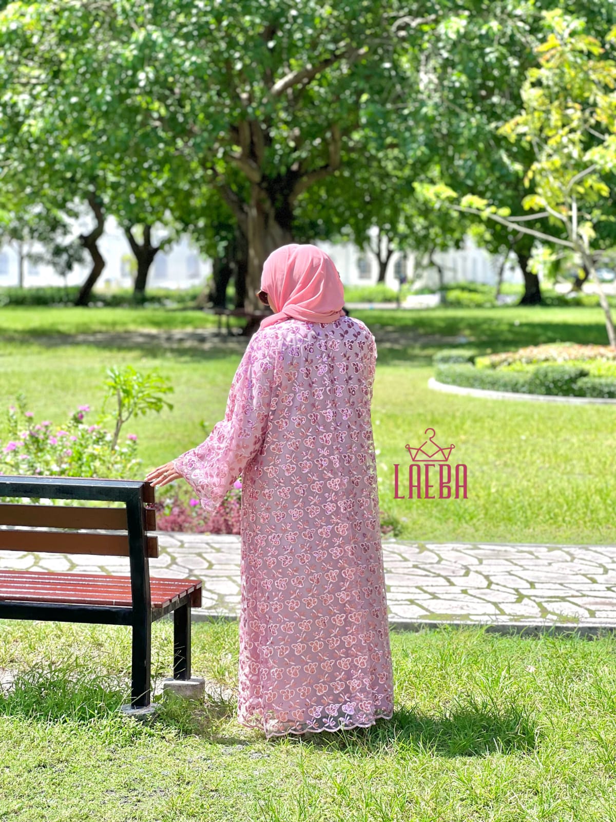 Lace Blossom Abaya (Pink) – Limited Edition