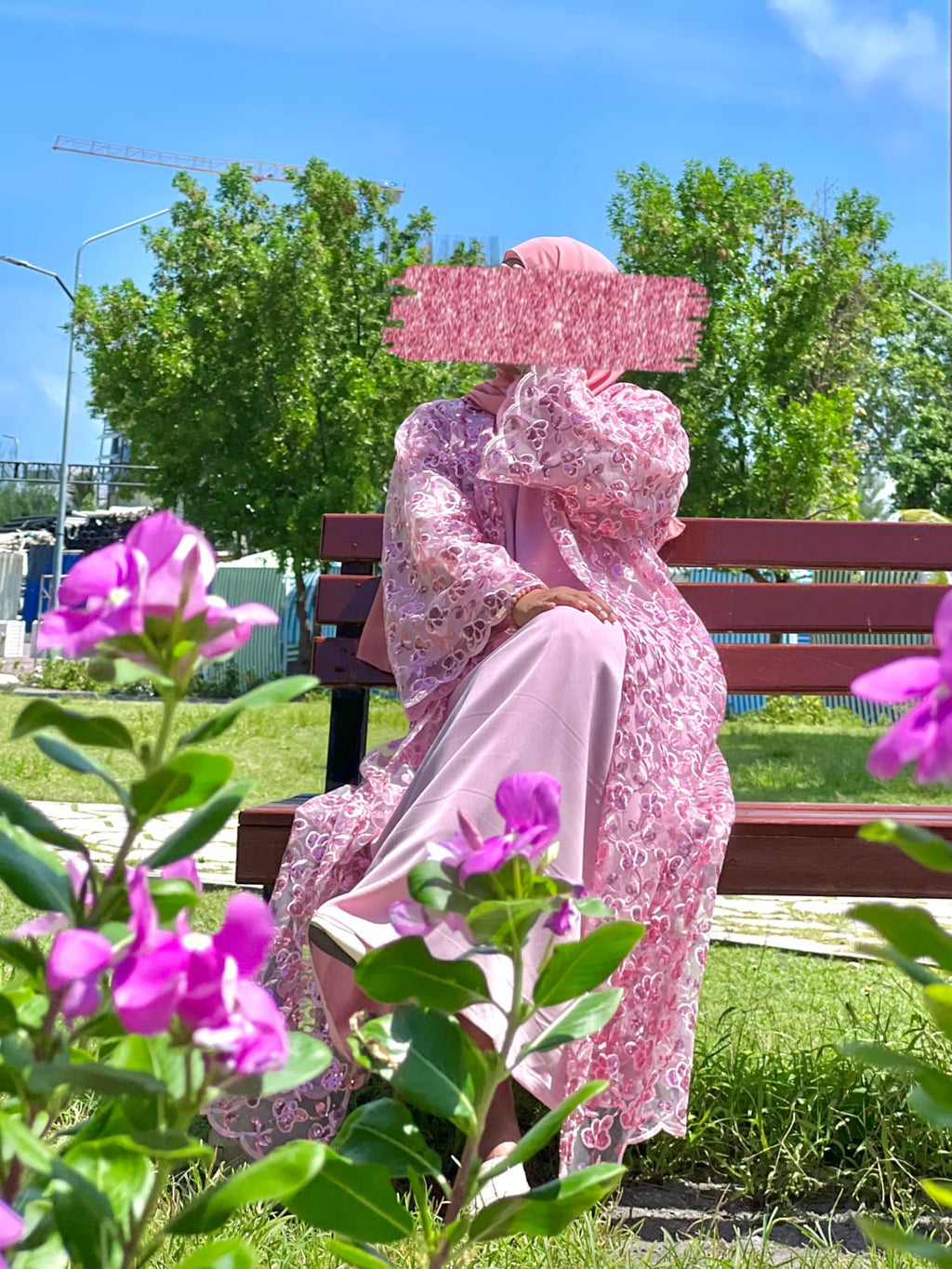 Lace Blossom Abaya (Pink) – Limited Edition